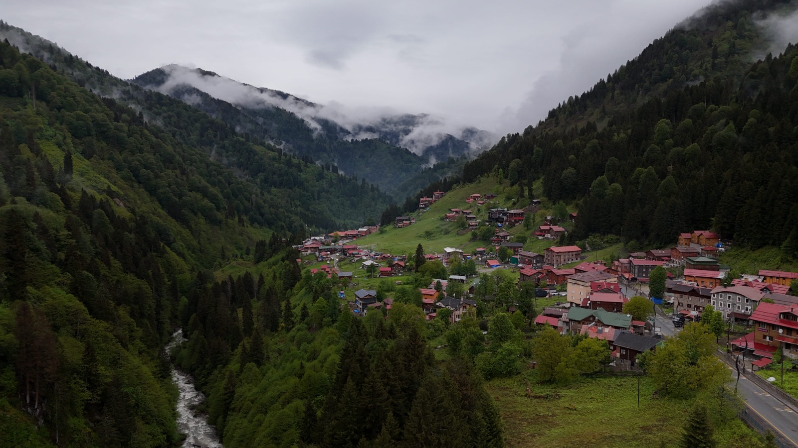 Pokut Huser Double Tur